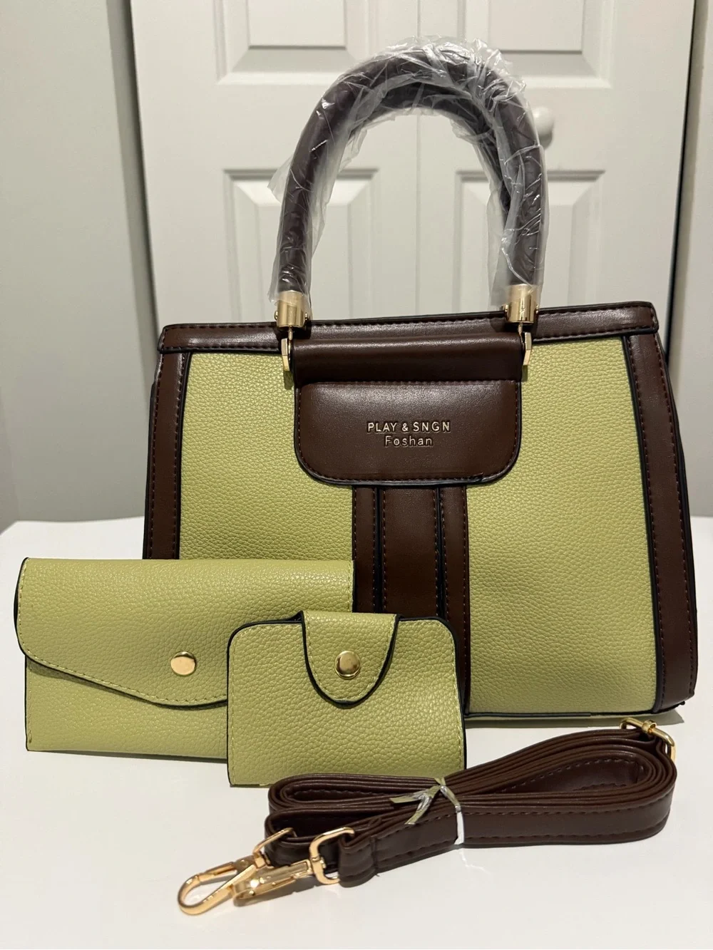 PLAY & SNGN Women’s Green and Brown Satchel Set with Wallet and Card Holder